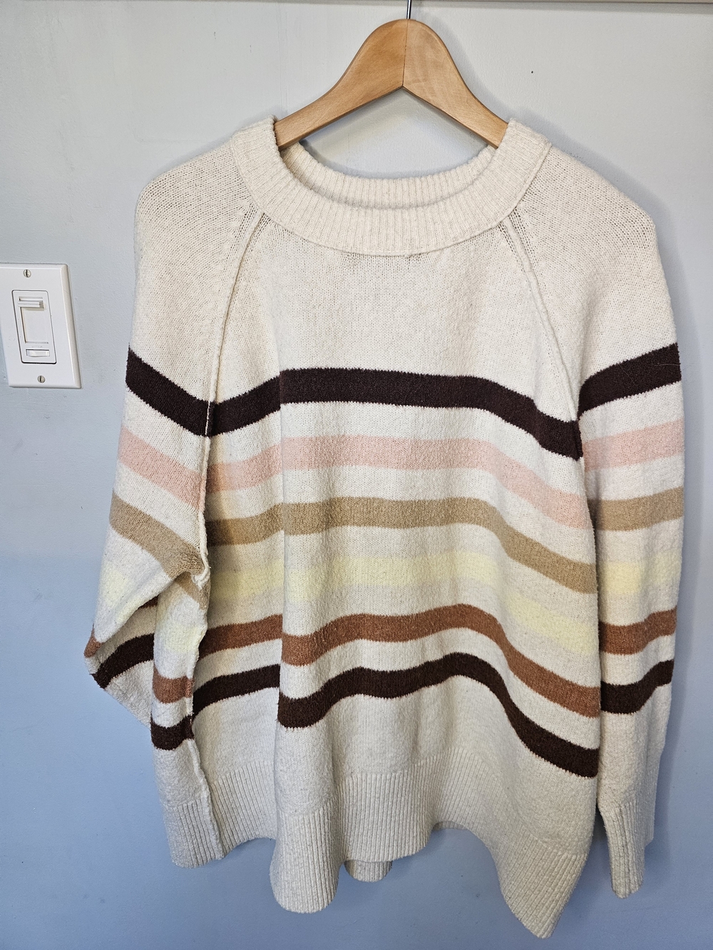 Aerie Oversized Stripe Crewneck Sweater Size Large Cream Multicolor Cozy Knit